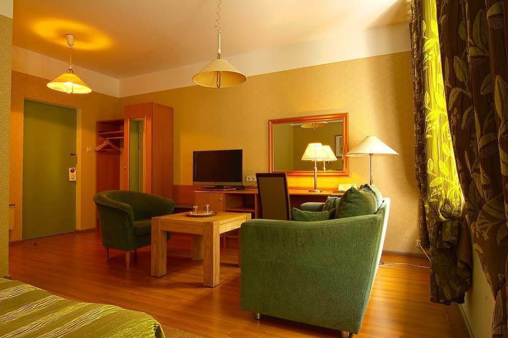 Barclay Hotel Tartu Extérieur photo