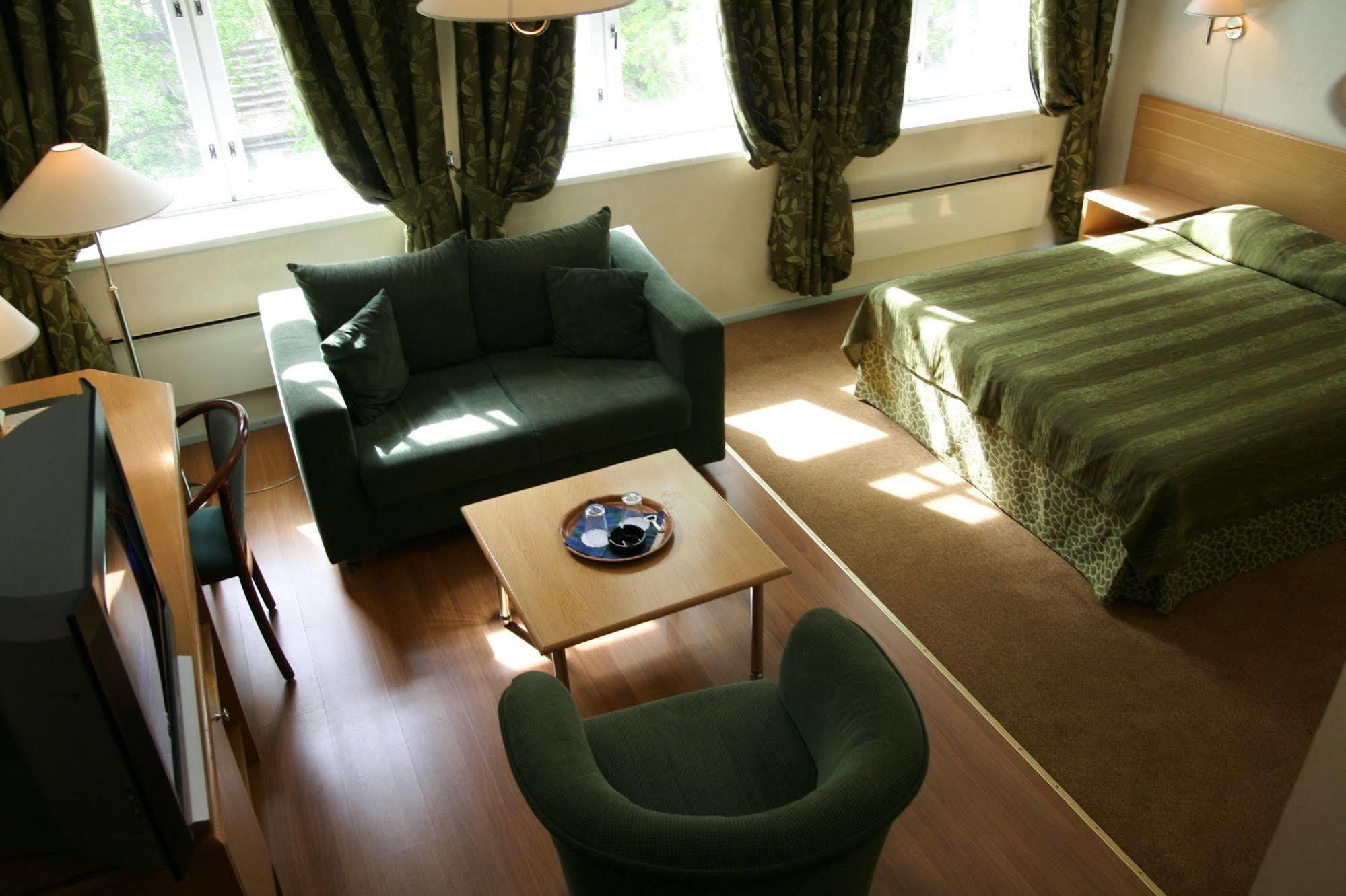 Barclay Hotel Tartu Extérieur photo